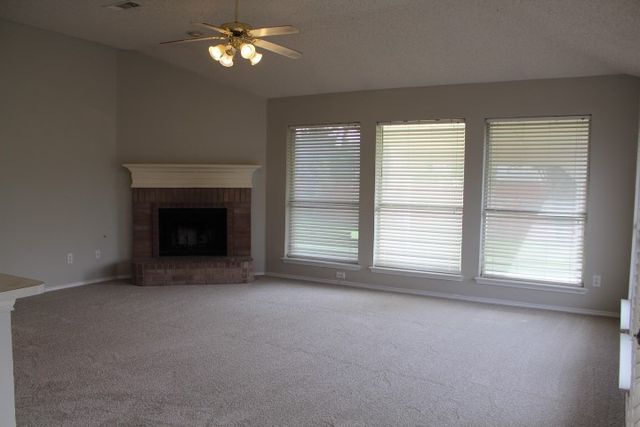 5716 Colorado Court, Haltom City, TX 76137