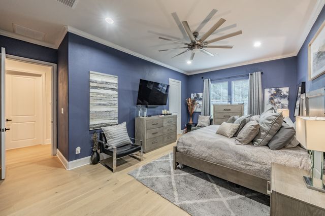 7333 Valley View Lane 902, Dallas, TX 75240