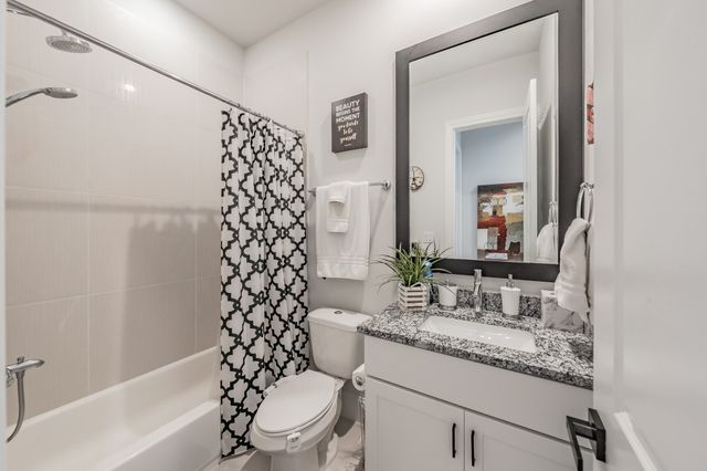 7333 Valley View Lane 902, Dallas, TX 75240