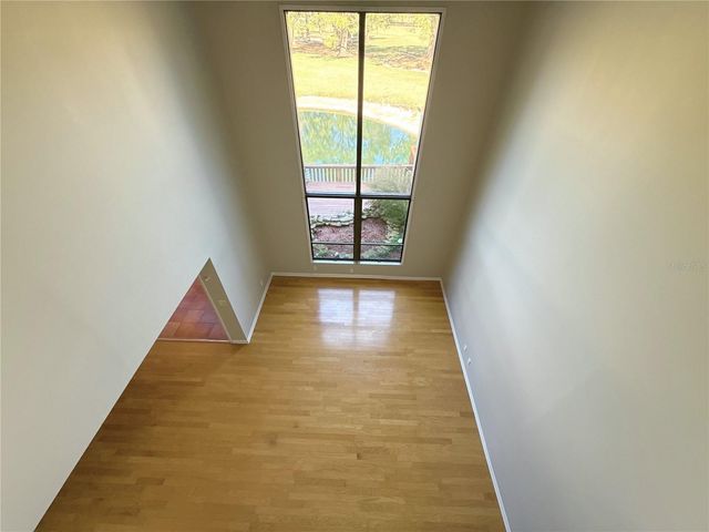 13516 PALMWOOD LANE, Tampa, FL 33618