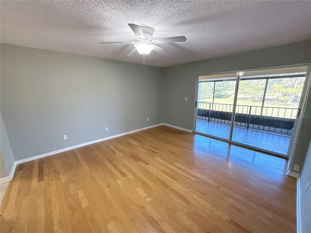 13516 PALMWOOD LANE, Tampa, FL 33618