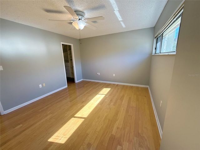 13516 PALMWOOD LANE, Tampa, FL 33618