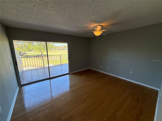 13516 PALMWOOD LANE, Tampa, FL 33618