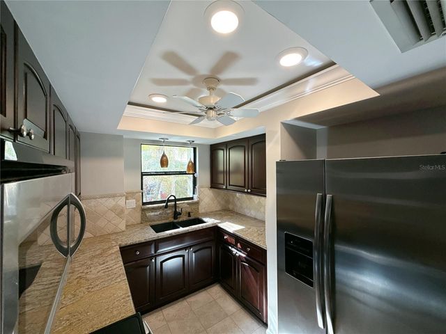 13516 PALMWOOD LANE, Tampa, FL 33618