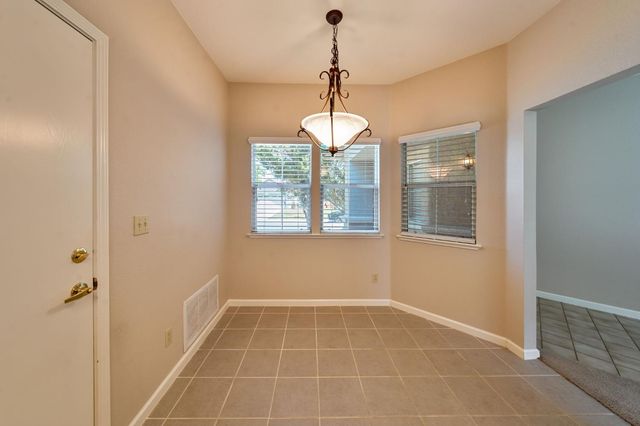 101 Sedgeford Way, Folsom, CA 95630
