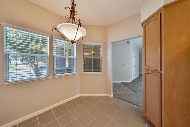 101 Sedgeford Way, Folsom, CA 95630