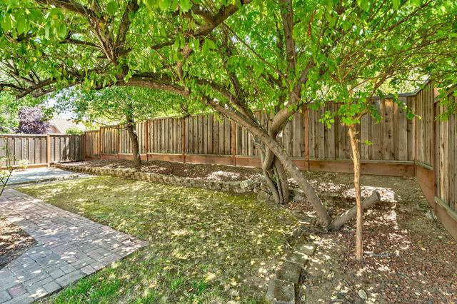 101 Sedgeford Way, Folsom, CA 95630