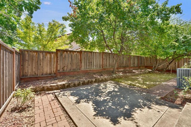 101 Sedgeford Way, Folsom, CA 95630