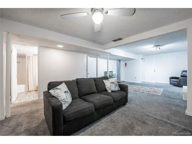 6436 S Kline, Littleton, CO 80127