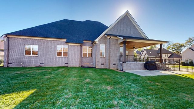 4016 Canberra Dr, Spring Hill, TN 37174