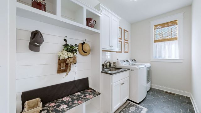 4016 Canberra Dr, Spring Hill, TN 37174