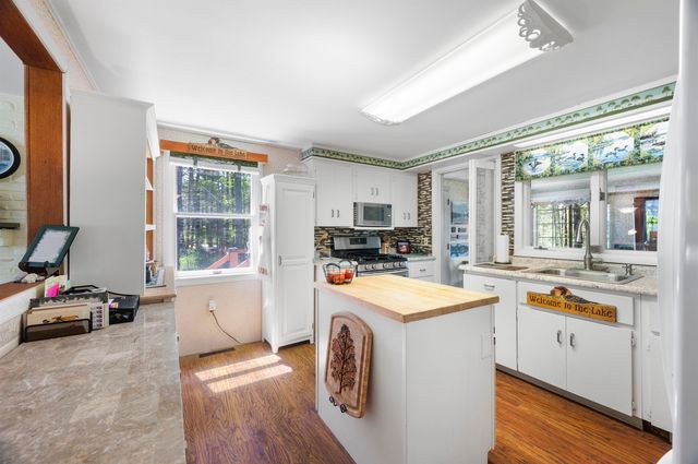 34 Tall Pine Road, Moultonborough, NH 03254