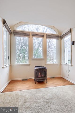 4 DUKE ST, New Freedom, PA 17349