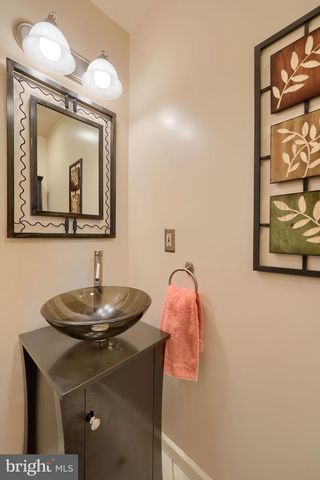 4 DUKE ST, New Freedom, PA 17349