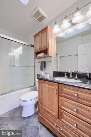 4 DUKE ST, New Freedom, PA 17349