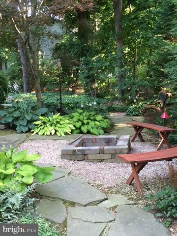 4 DUKE ST, New Freedom, PA 17349