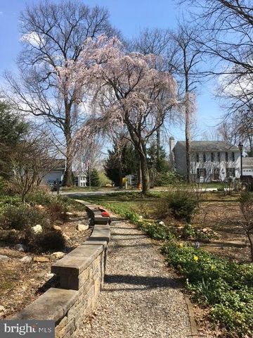 4 DUKE ST, New Freedom, PA 17349