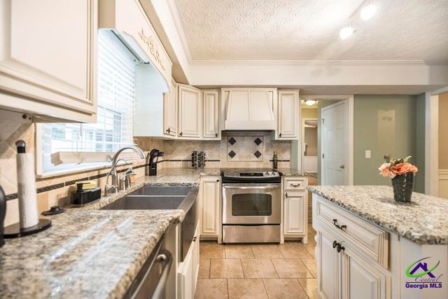 208 Shenandoah Trail, Warner Robins, GA 31088