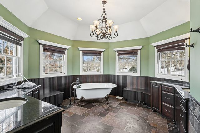 2904 Fox Knoll Court, Johnsburg, IL 60051