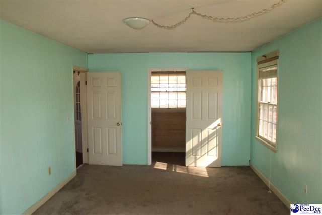 309 E Reaves Ave, Dillon, SC 29536
