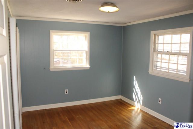 309 E Reaves Ave, Dillon, SC 29536
