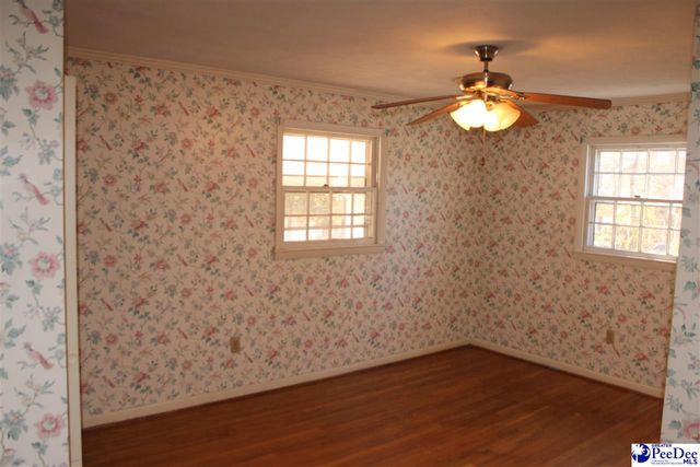 309 E Reaves Ave, Dillon, SC 29536