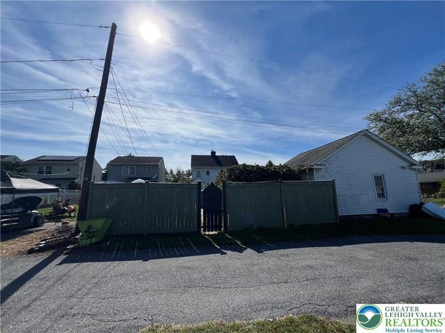 135 West Wabash Street, Allentown City, PA 18103