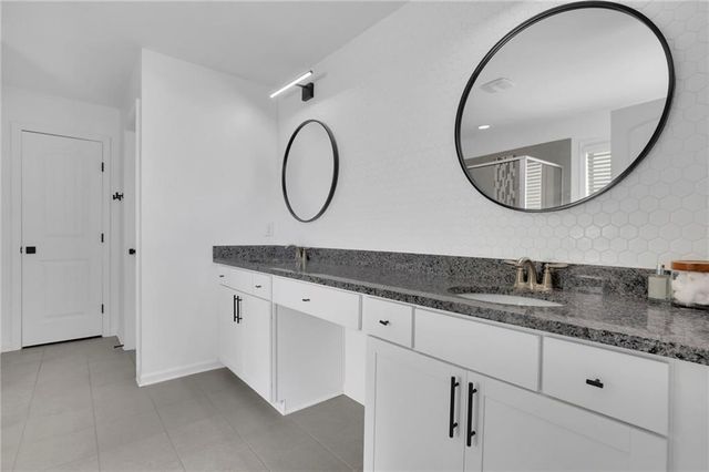 6808 New Fern Lane, Flowery Branch, GA 30542