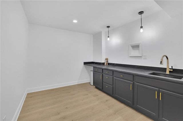 6808 New Fern Lane, Flowery Branch, GA 30542