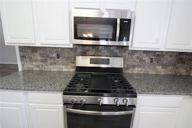 1525 Woodpoint Way, Lawrenceville, GA 30043
