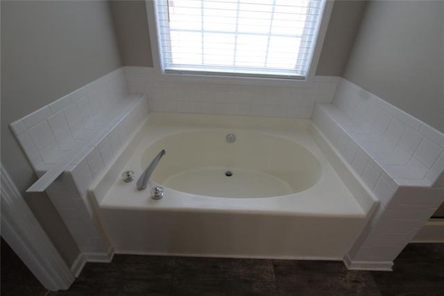 1525 Woodpoint Way, Lawrenceville, GA 30043