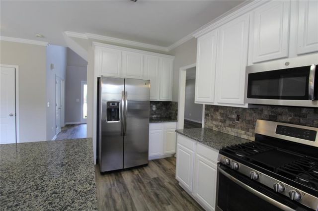 1525 Woodpoint Way, Lawrenceville, GA 30043