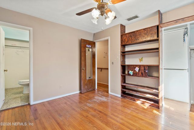 101 S OAKRIDGE Avenue, Green Cove Springs, FL 32043