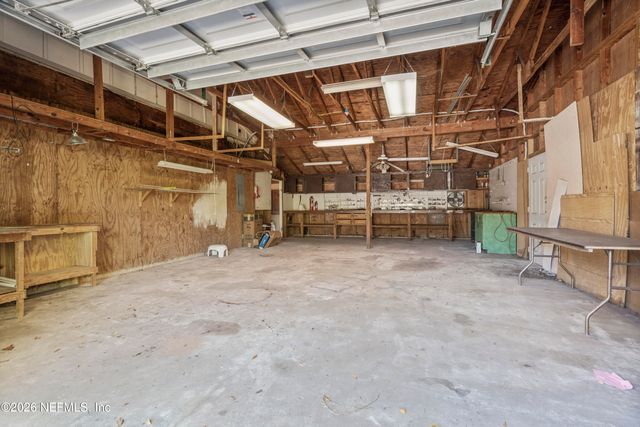 101 S OAKRIDGE Avenue, Green Cove Springs, FL 32043