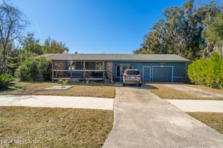 101 S OAKRIDGE Avenue, Green Cove Springs, FL 32043
