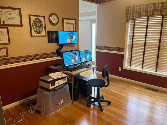 10 Checkerberry Lane, Londonderry, NH 03053