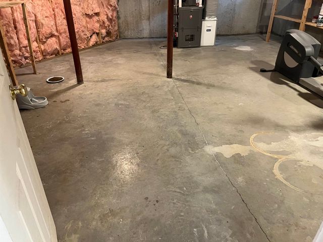 10 Checkerberry Lane, Londonderry, NH 03053