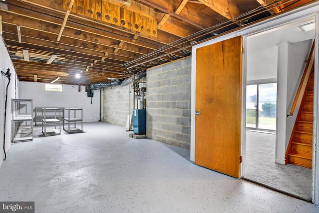 385 MANOR RD, Red Lion, PA 17356