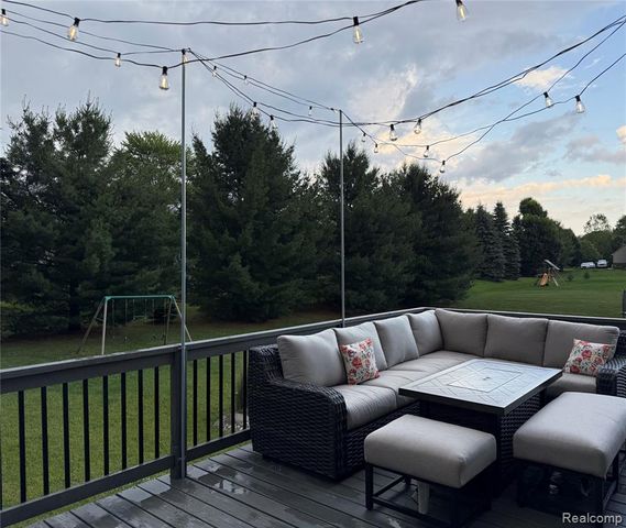 11236 Chyna Run, Davisburg, MI 48350