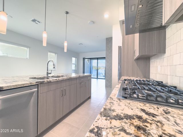 1 EASY Street 7, Carefree, AZ 85377