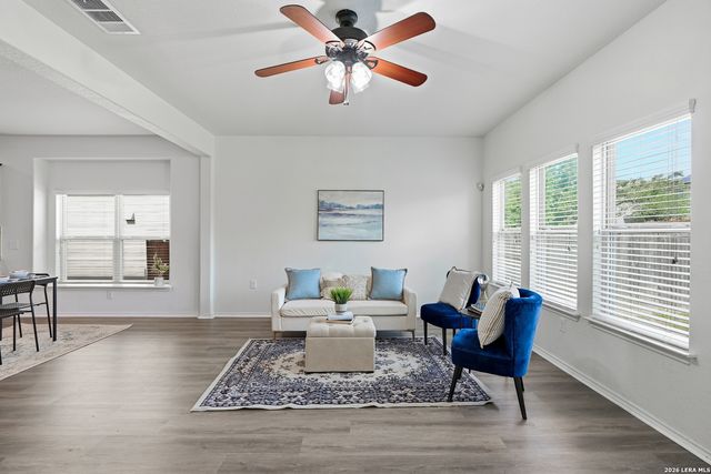 5715 Cielo Rnch, San Antonio, TX 78218