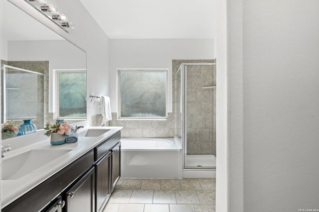 5715 Cielo Rnch, San Antonio, TX 78218