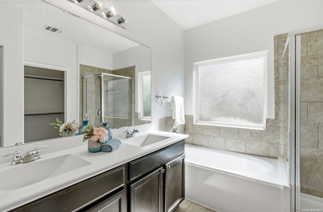 5715 Cielo Rnch, San Antonio, TX 78218