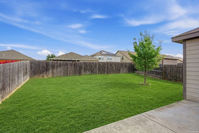 5715 Cielo Rnch, San Antonio, TX 78218