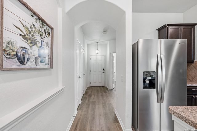 5715 Cielo Rnch, San Antonio, TX 78218