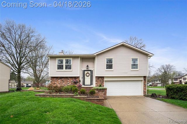 23643 Nilan Drive, Novi, MI 48375