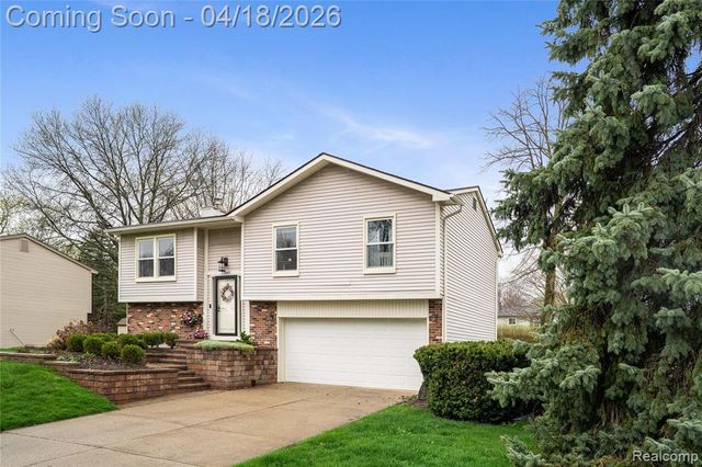23643 Nilan Drive, Novi, MI 48375