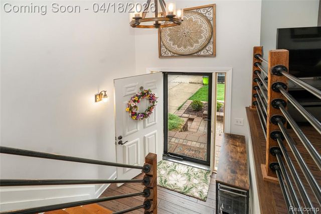23643 Nilan Drive, Novi, MI 48375