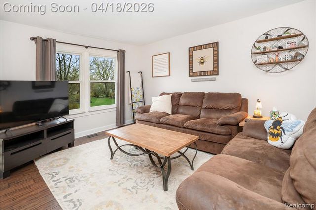 23643 Nilan Drive, Novi, MI 48375