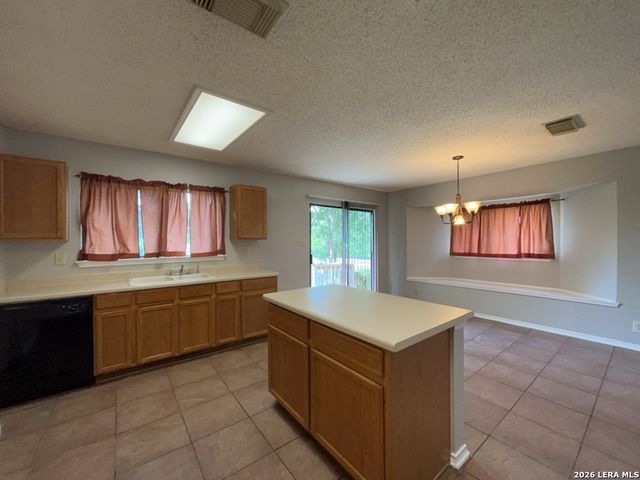 7322 Raintree Forest, San Antonio, TX 78233